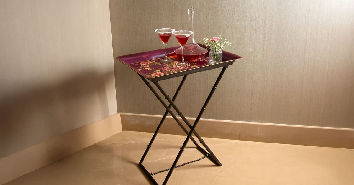 The Art of Serving: Statement Trays Every Host Should Own