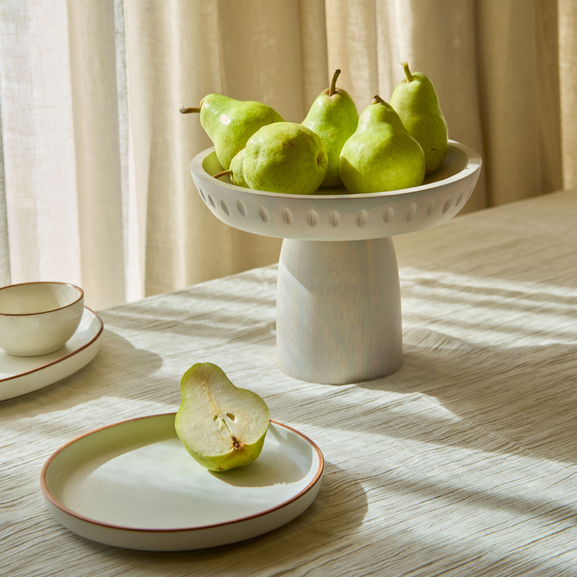 Moku Kake White Wooden Pedestal Bowl