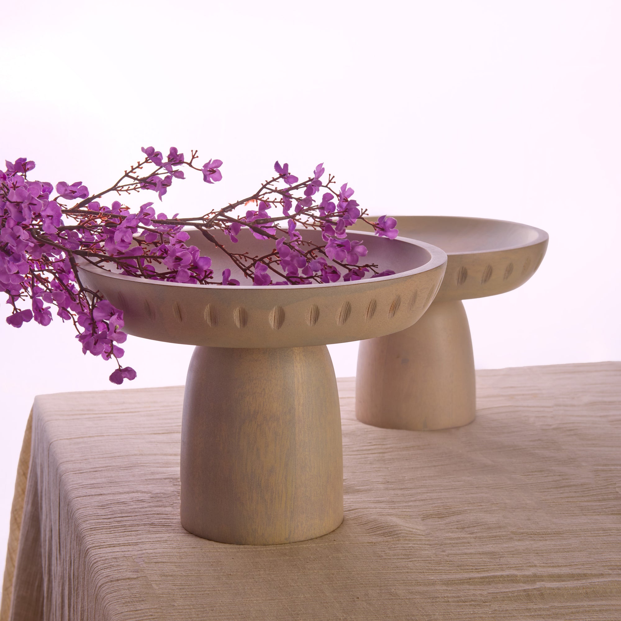 Moku Kake White Wooden Pedestal Bowl
